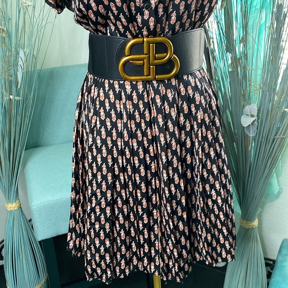 Floral Sheer Dress - Picture 3 of 6